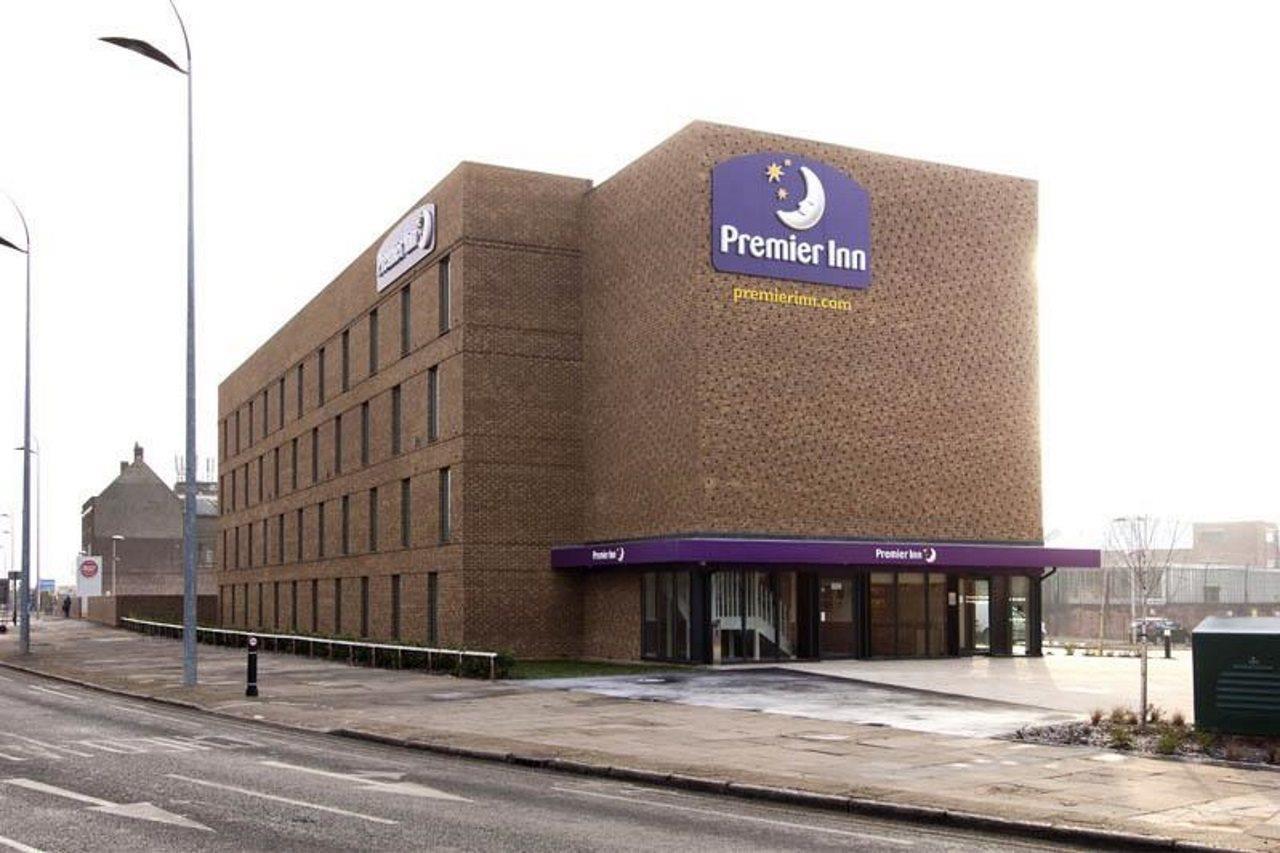 Premier Inn London Dagenham Buitenkant foto